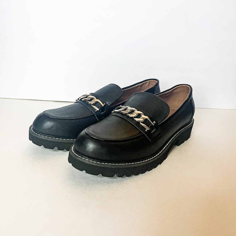 BCBGeneration Black Loafers size 8.5